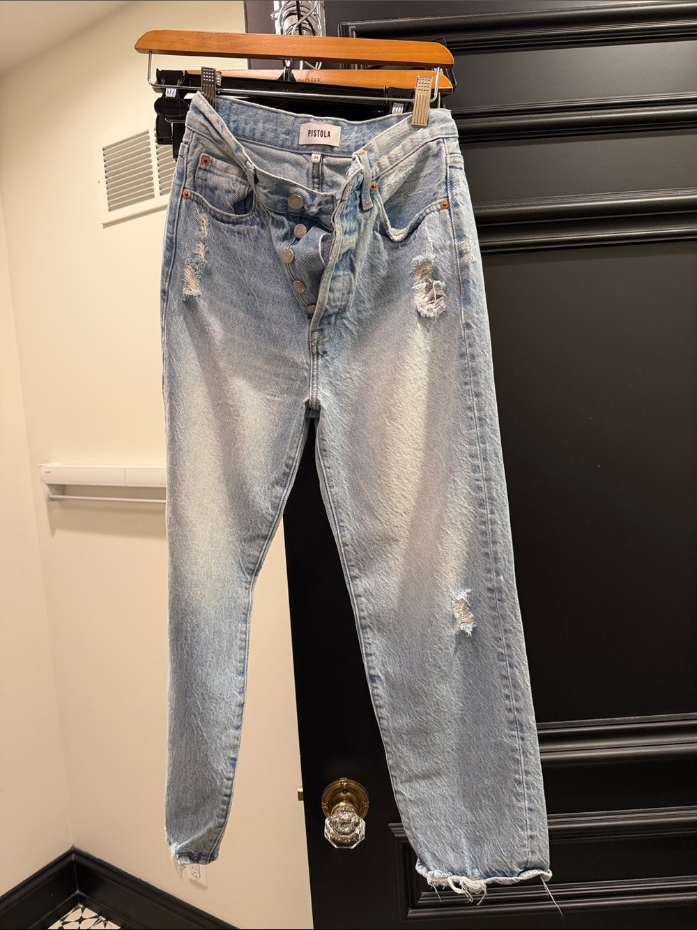 Pistola Cassie Vintage Light Blue Distressed Boyfriend Jeans size 24